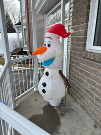 Olaf gonflable Noël 
