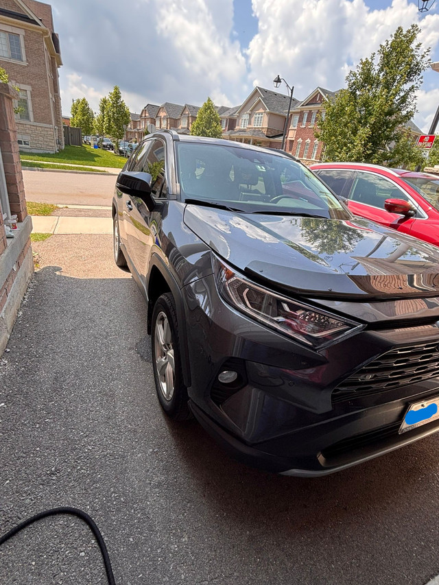 Toyota Rav4 2019 Hybrid Limited (Full Options) Low Mileage in Cars & Trucks in Oakville / Halton Region - Image 3