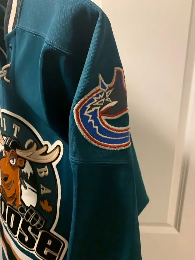 Vintage Reebok Manitoba Moose Jersey in Hockey in Burnaby/New Westminster - Image 9