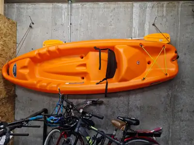 Pelican kayak with paddle like new $190