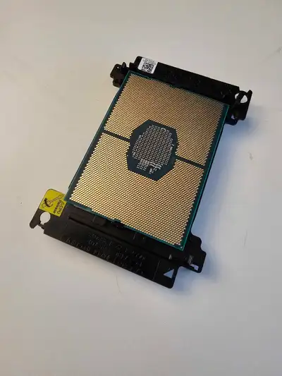 Intel xeon silver 4208 LGA3647 8 cores - 16 threads 3.2 ghz Server cpu