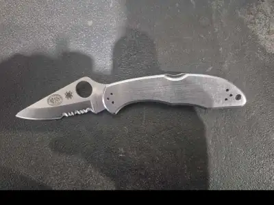 spyderco delica, View more