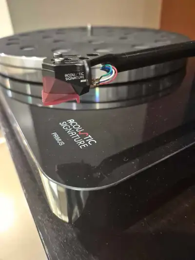 Acoustic Signature Primus turntable with OEM202 and MM1, View more