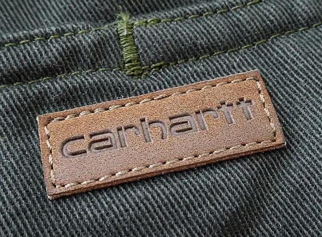 Men’s Large CARHARTT heavy cotton work shirt. in Men's in Markham / York Region - Image 6