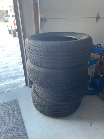 275/60R20 115T M&S All Season Tires. Hankook Dynapro for SUV and Light Truck Only 6,000 km driven on...