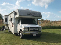 2013 Thor Motor Coach le chateau