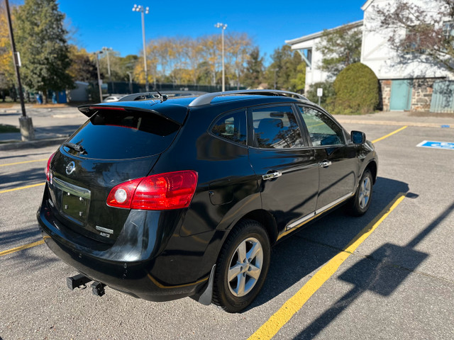 Nissan Rogue 2013 in Cars & Trucks in City of Toronto - Image 2