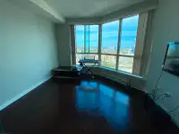 Looking for Roommate Downtown Luxury Condo