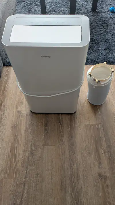 Danby Portable Air Conditioner 3-in-1: Air conditioner, fan, and dehumidifier 12000 BTU Model: DPA12...