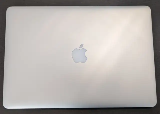 Apple MacBook Pro (Retina, 15-inch, Mid 2015) in Laptops in Longueuil / South Shore - Image 8