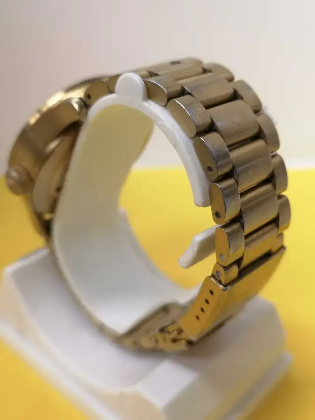 Montre pour Homme in Jewellery & Watches in City of Montréal - Image 4