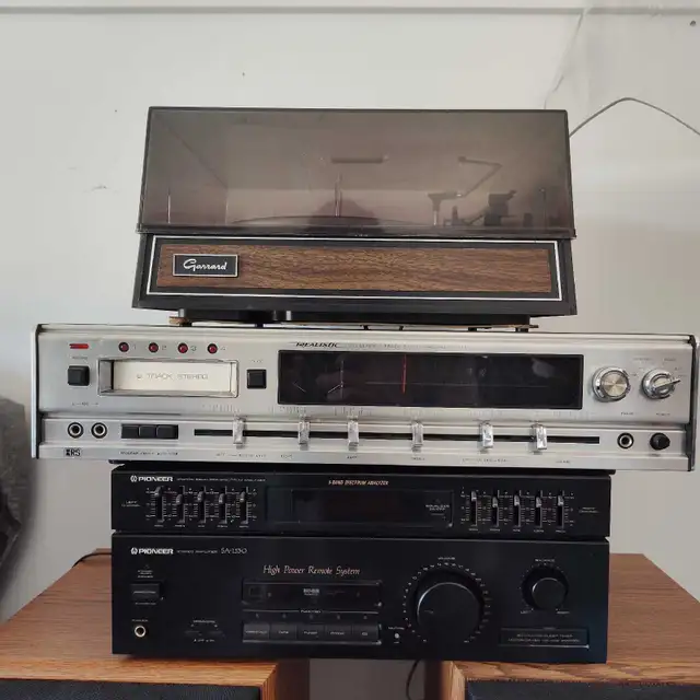 Vintage Pioneer Stereo & Speakers in Stereo Systems & Home Theatre in Strathcona County - Image 3