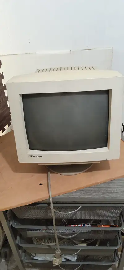CRT NEC Macsync monitor  no power, View more