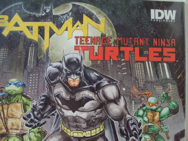 BATMAN / TEENAGE MUTANT NINJA TURTLES - FIRST ISSUE 2016 in Comics & Graphic Novels in Barrie - Image 2