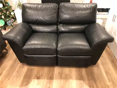 Lazy Boy Reese Loveseat Sofa, View more