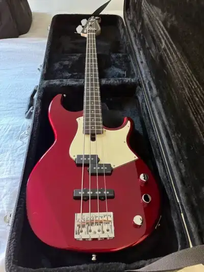 Yamaha BB434 Metallic Red, View more