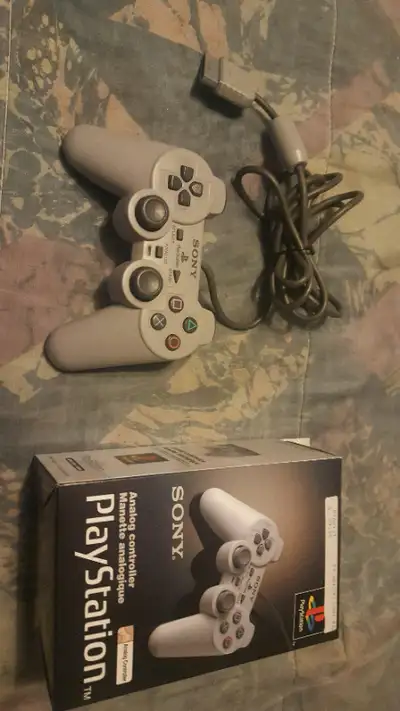 For sale is a very rare original playstation dual analog controller. It was released in North Americ...