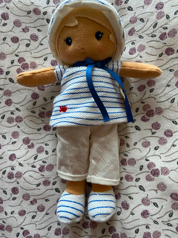 Petite poupée Kaloo neuve (t188) dans Jouets et jeux  à Ville de Montréal - Image 2