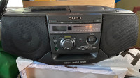 Sony mega bass CD cassette am fm radio