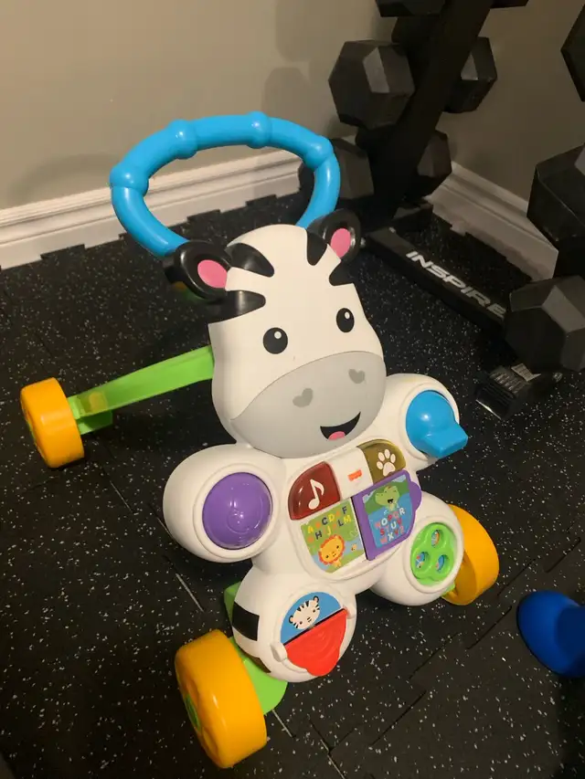 Fisher-Price Zebra Walker toddlers in Toys in Ottawa - Image 2