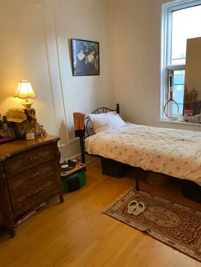 Room Available July 1st near Outremont Metro