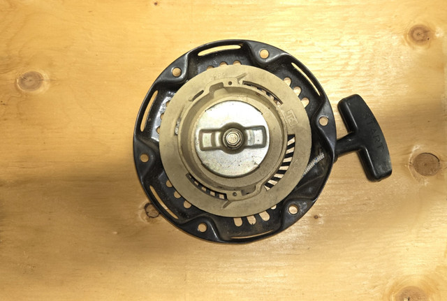 Power Products Recoil Starter, E.U.C. Fits Chinese gas engines. in Lawnmowers & Leaf Blowers in Kawartha Lakes - Image 2
