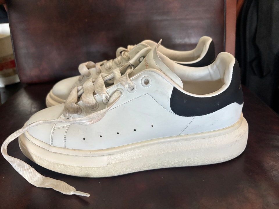 Alexander McQueen, Men’s Alexander McQueen Oversized Sneakers Size 43 D/US 10