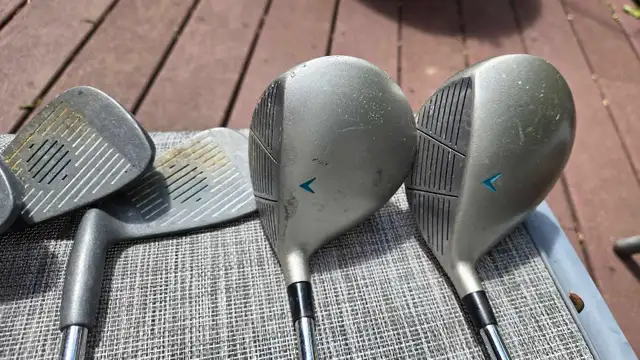7 piece golf club set in Golf in City of Halifax - Image 4
