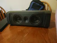 Infinity center channel speaker. Model cc-2. 100w