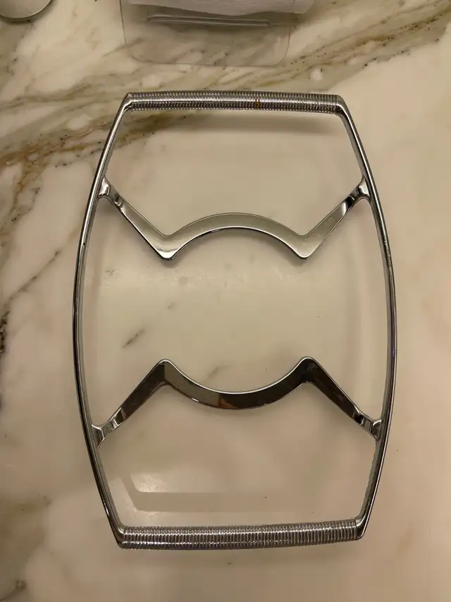 CorningWare Vintage Chrome Trivets $10-$15each in Kitchen & Dining Wares in Mississauga / Peel Region - Image 5