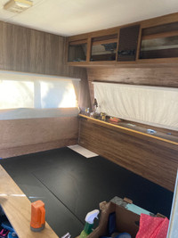 21’ golden falcon camper trailer gutted storage camp shop travel