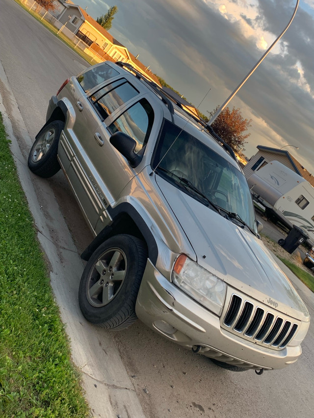 Jeep Grand Cherokee Limited in Cars & Trucks in Grande Prairie - Image 3