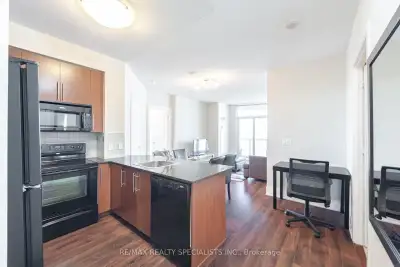 2-bdrm, 2-bath condo - Square One Mississauga