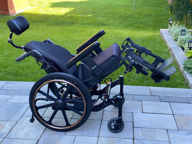 Wheelchair custom design  in Other in Barrie - Image 2