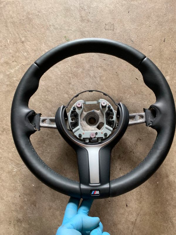BMW STEERING WHEELS in Other Parts & Accessories in Delta/Surrey/Langley - Image 2