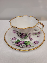 VTG Flat Bottom Salisbury “Devonshire Violets” Cup & Sauce 2241