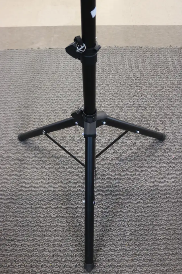 Amp Musical ROLAND cube-20x w/ pa Stand attachment (#42031-1) in Amps & Pedals in City of Halifax - Image 7