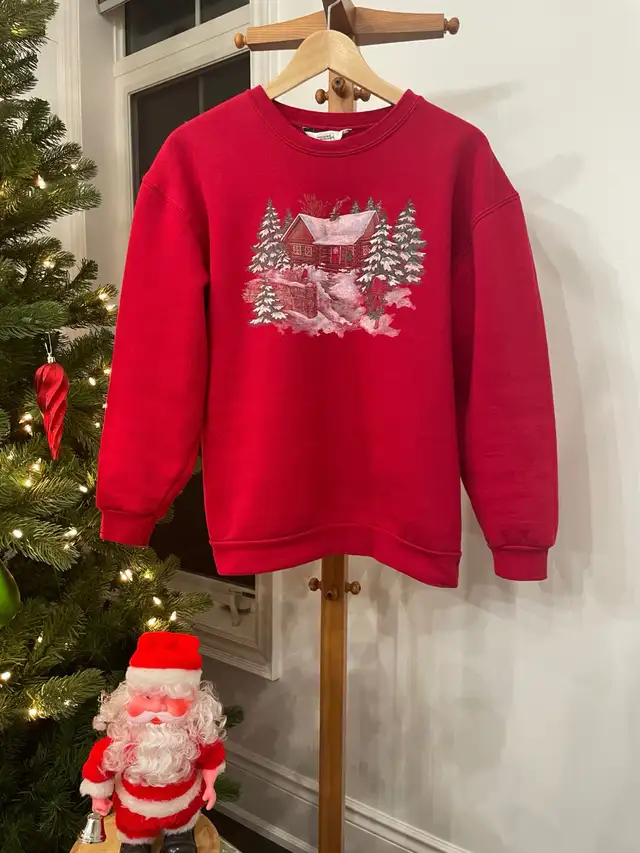 90’s Northern Reflections Winter Scenery Cabin Crewneck Sweater