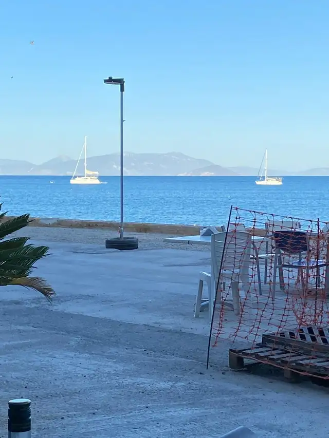 ️ Greece Vacation Condo | 2 BR | Sleeps 6 | 5Min Walk to Beach in Other Countries in Canada - Image 4