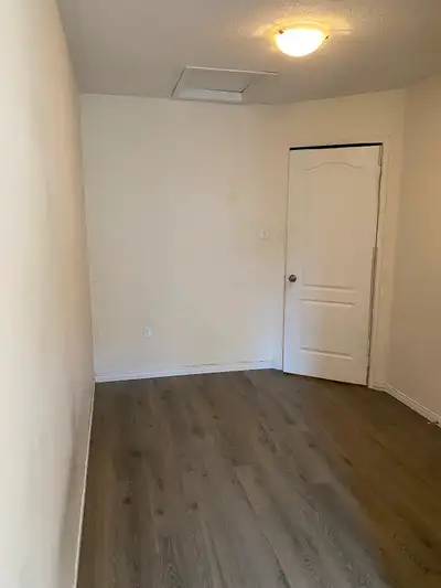 Clean and quiet room available for rent near York University Keele Campus. All utilities included. C...