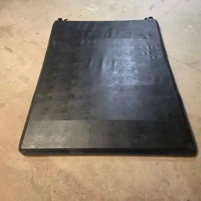 Soft tonneau cover for a Ram 1500 with "Ram Box" (the side compartments on the truck bed) from a 202...