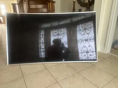 I'm selling a used Samsung 65’ not turn on. I have already tv that’s why we don’t want repair.