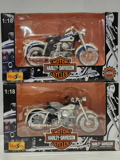 $25 each. New in boxes Length: 5" inches Blue/white Panhead Black/white Panhead Pls contact for pick...