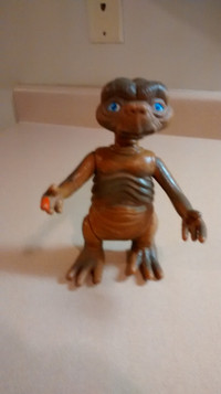 Vintage E.T movie 1982 6 inch action figure