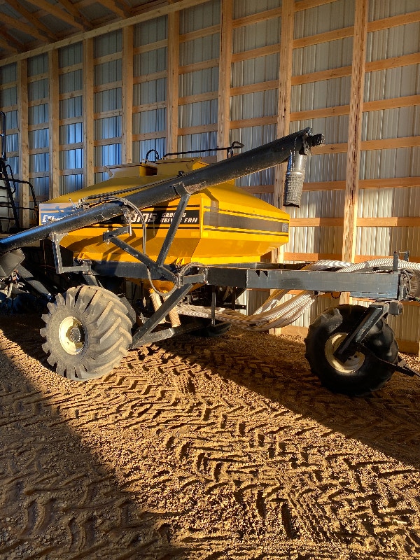 EzeeOn Air Drill/Seeder Farming Equipment Prince Albert Kijiji
