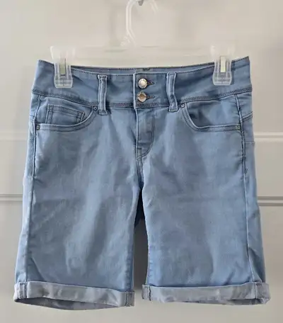 Wax Jean Denim Shorts - sz small, View more