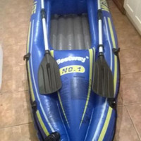o 1x Inflatable Kayak 10ft 10pi paddles lifejackets