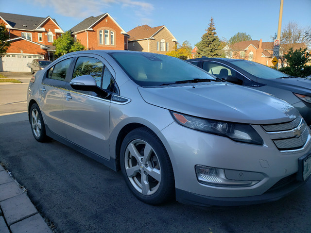 2014 Chevrolet Volt 5dr HB in Cars & Trucks in Mississauga / Peel Region