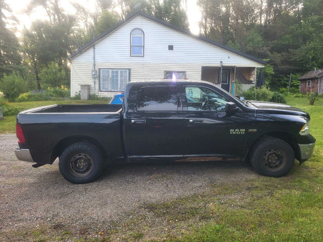 2014 ram 1500 st  in Cars & Trucks in Muskoka