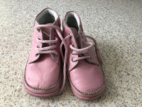 Girl Shoes Size 7.5